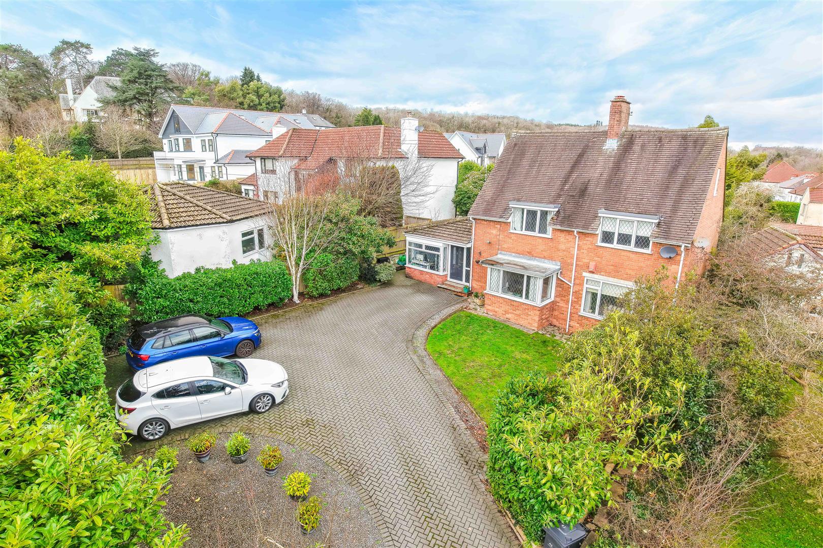 43 Highwalls Avenue, Dinas Powys, CF64 4AQ